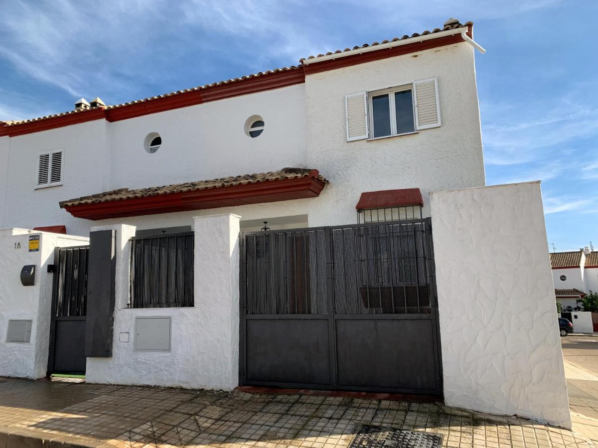 Ronko House El Ronquillo Βίλα Εξωτερικό φωτογραφία